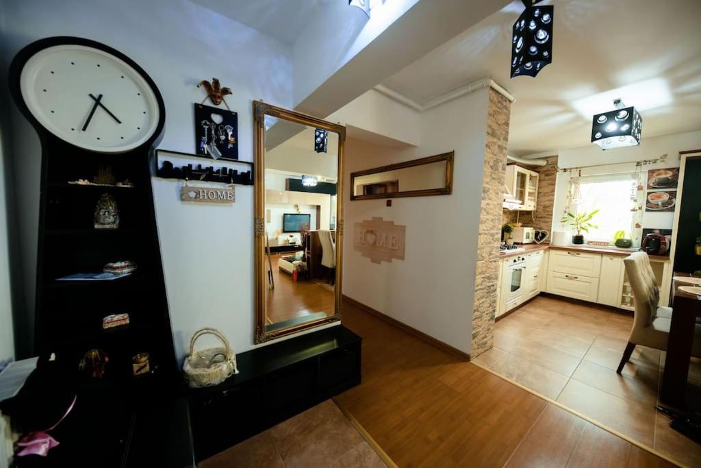 Apartament Lux Crialy - 75 M2 - Free Parking Timisoara Esterno foto
