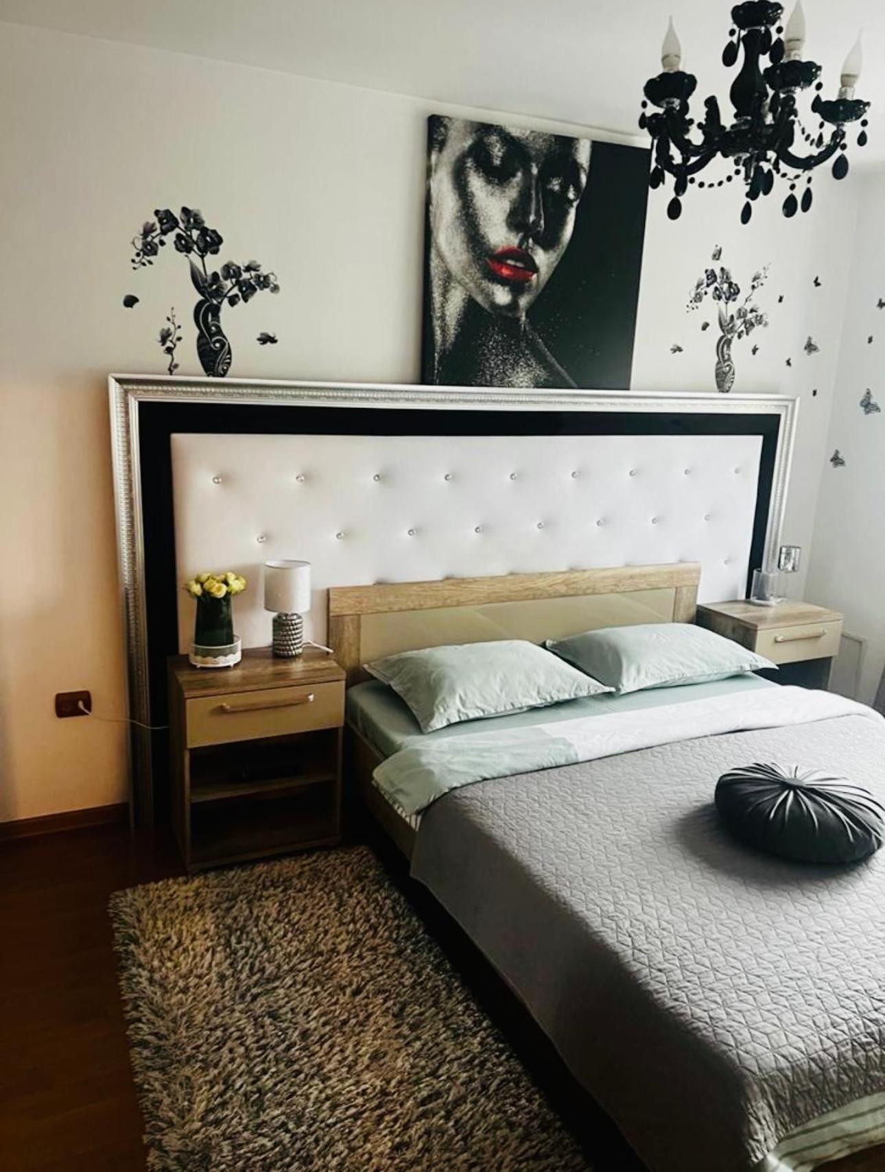 Apartament Lux Crialy - 75 M2 - Free Parking Timisoara Esterno foto